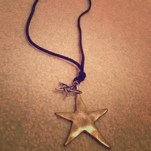 Lucky Brand Necklace ⭐️