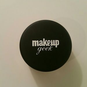 Makeup Geek Pigment in Vegas Lights