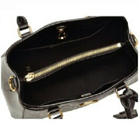 🎁🎁SOLD.Coach Black Satchel🎁🎁🎁 - Picture 3 of 4