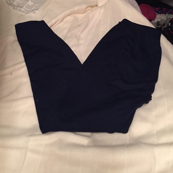 Navy blue leggings
