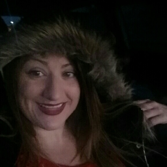 Meet your Posher, Christine