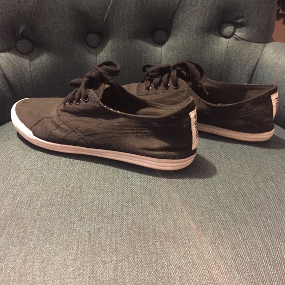 Puma fashion sneakers