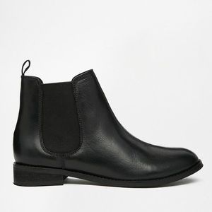 ASOS AIRBOUND Leather Chelsea Ankle Boots