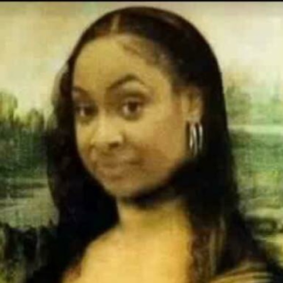 Meet your Posher, Cecilia - Picture 1 of 1