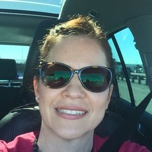 Meet your Posher, Joyce