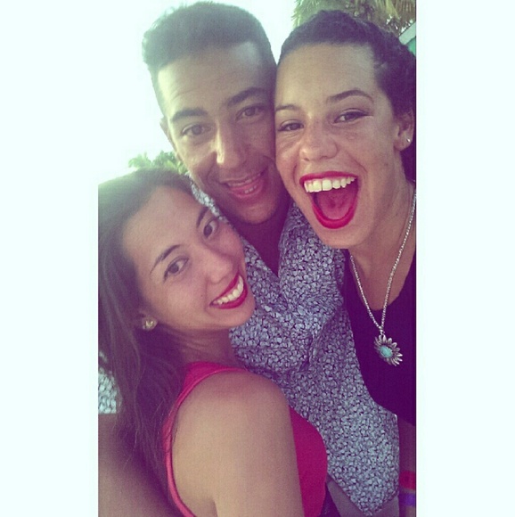 Meet your Posher, Olivia