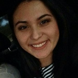 Meet your Posher, Yadira