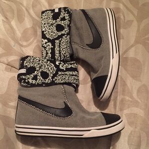 Nike Boots