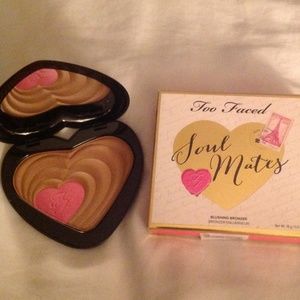 BRAND NEW Too Faced Soul Mates in Carrie & Big