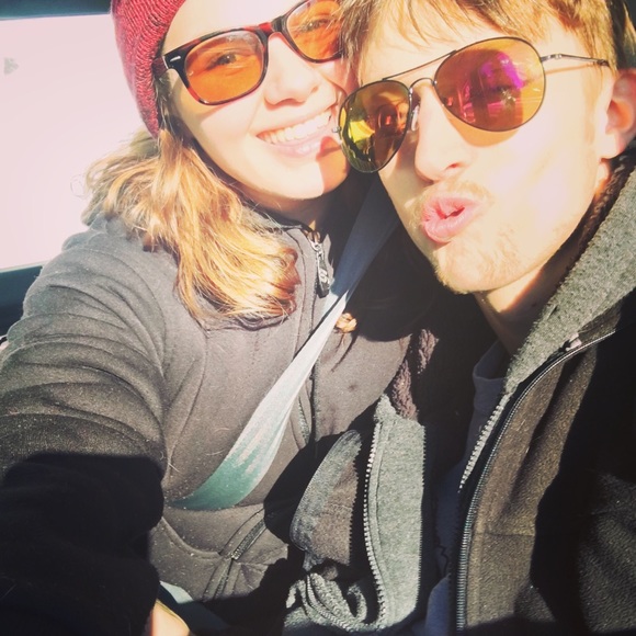 Meet your Posher, Loren - Picture 1 of 1