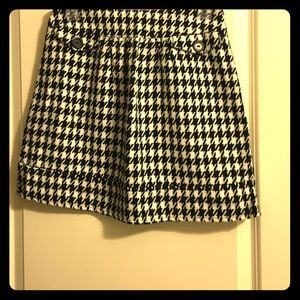 Houndstooth skirt