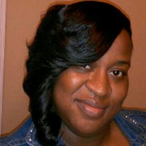 Meet your Posher, Adrienne