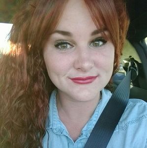 Meet your Posher, Madeline