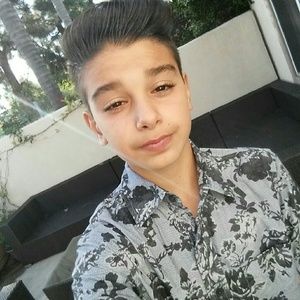 Meet your Posher, Shayan