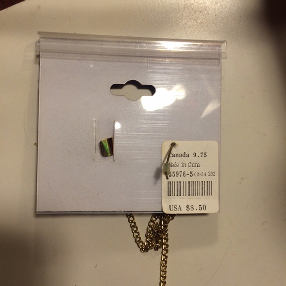 NEW Feather Ear Cuff - Picture 2 of 2