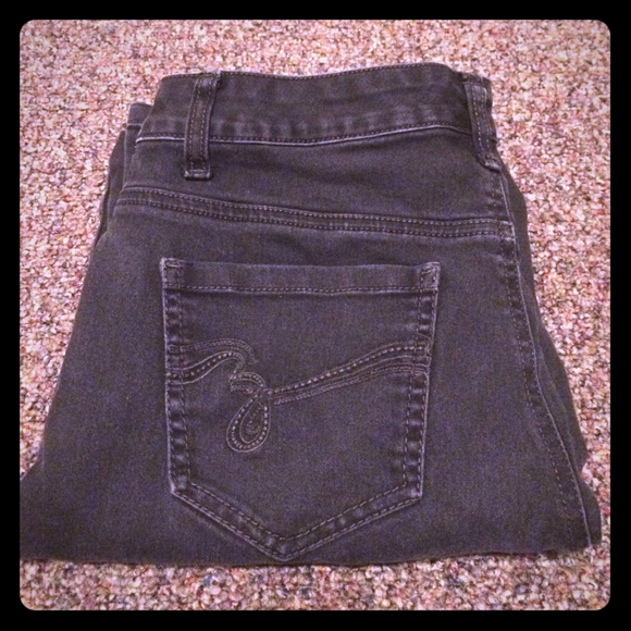Black High Waisted Jeans (Lydia Fit)