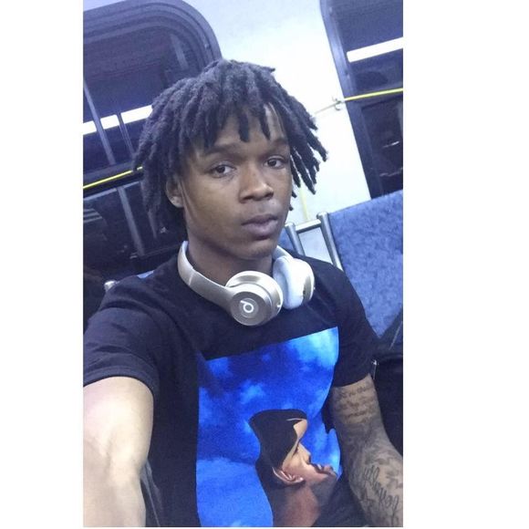 Meet your Posher, Makaiel - Picture 1 of 1