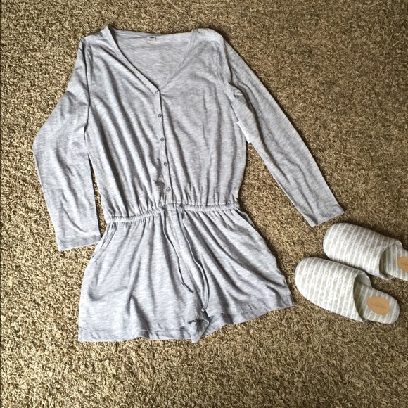 Old Navy Other - Reduced💟Grey Romper NWT