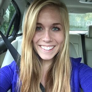 Meet your Posher, Natalie