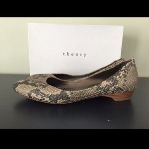Theory snake skin flats