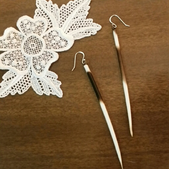 Boho African Porcupine Quill Spike Minimalist Earrings Brass Silver Gold - Picture 4 of 7