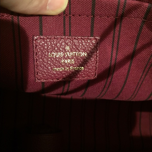 💢SOLD💢Louis Vuitton Empreinte Montaigne MM - Picture 3 of 4