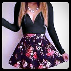 Cute floral print mini dress
