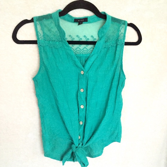 Blue-green Tied Crop Tank Top