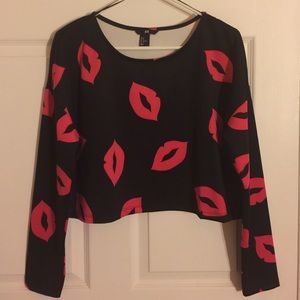 Kiss kiss scuba long sleeve crop top NWOT.