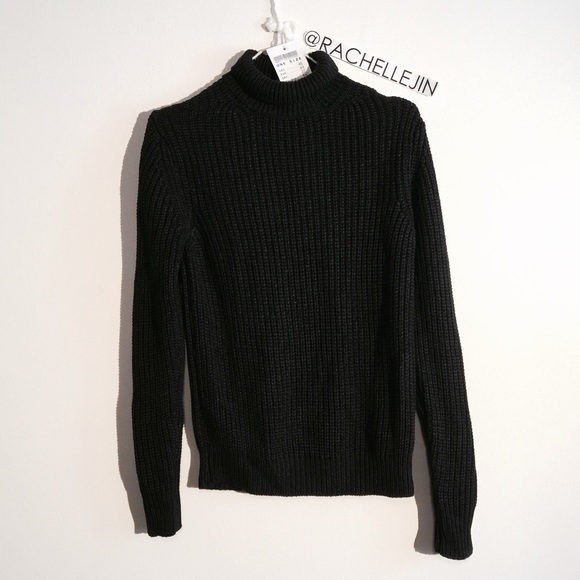 💌Sold💌 Brandy Melville Black Turtleneck Sweater