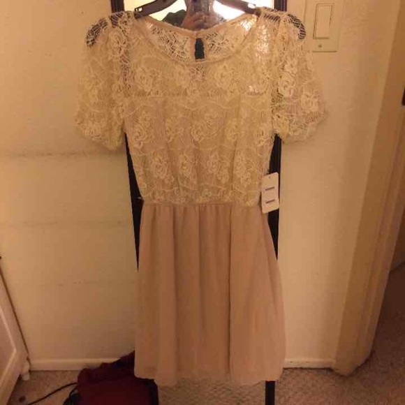 Floral lace dress