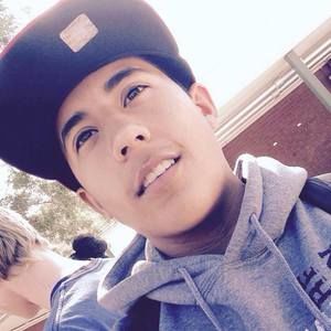 Meet your Posher, Raymond