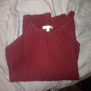 Maroon sweater
