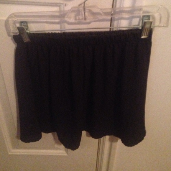 Brandy Melville skirt