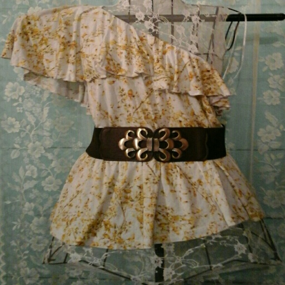 Awesome  one shoulder top