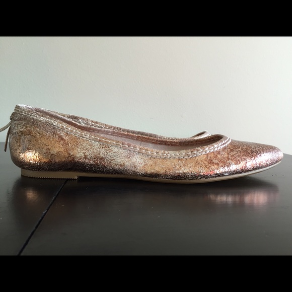 Frye flats
