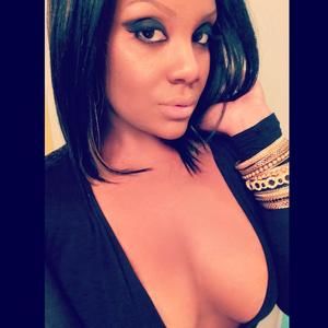 Meet your Posher, Amillie