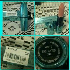 Mac Aquatic lipstick in Enchanted One