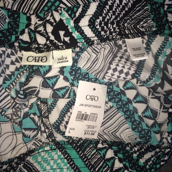 Multi-Pattern Shorts - Picture 3 of 3