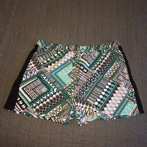 Multi-Pattern Shorts