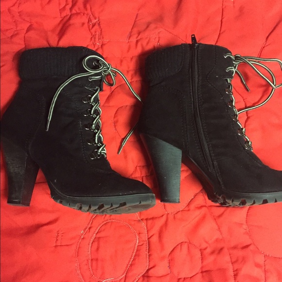heeled boots