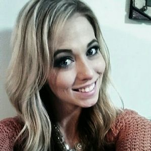 Meet your Posher, Cally