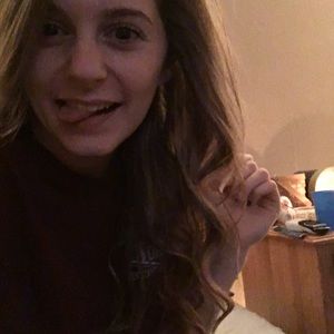 Meet your Posher, Hailey