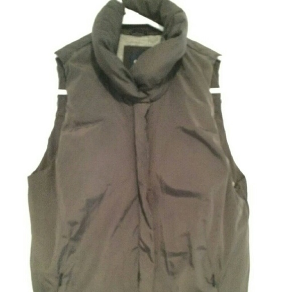 Sale GAP Puff Vest