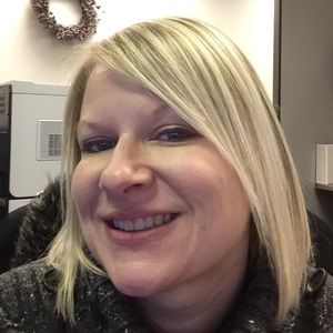 Meet your Posher, Angela