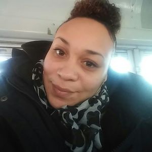 Meet your Posher, Ebony