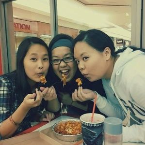 Meet your Posher, Mandy