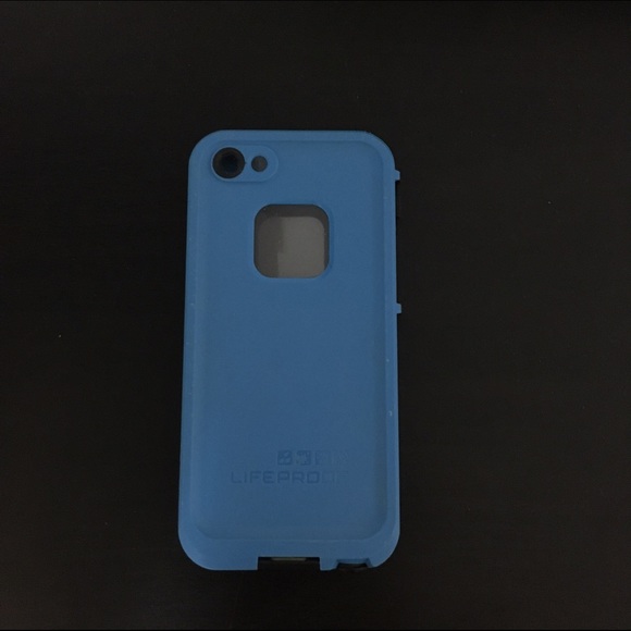 iPhone 5 life proof