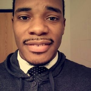 Meet your Posher, Troy