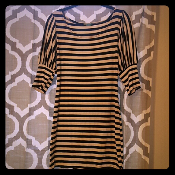 Cute black & white tunic/dress